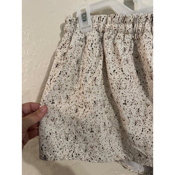 Calia by Carrie Underwood Plus Size Infinity Rise Running Shorts - Picture 7 of 16